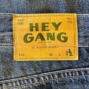 Hey Gang Womens Loose Crop Blue Jeans size 29